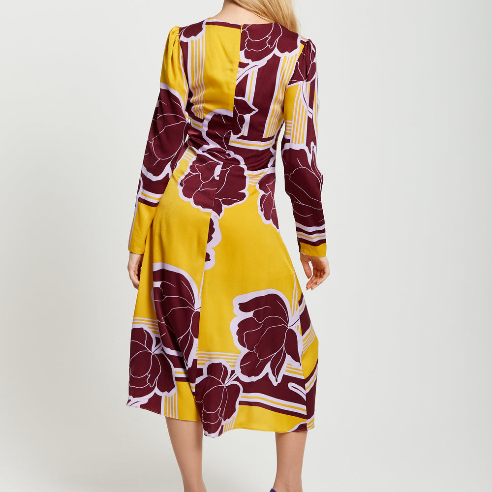 
                  
                    Liquorish Geometric Floral Print Knotted Midi Dress In Mustard And Burgundy
                  
                