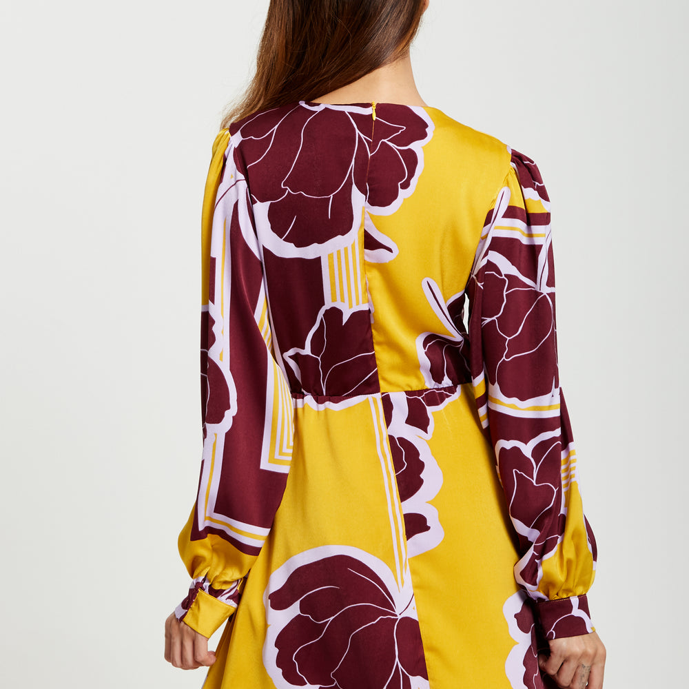 
                  
                    Liquorish Geometric Floral Print Mini Wrap Dress In Mustard And Burgundy
                  
                