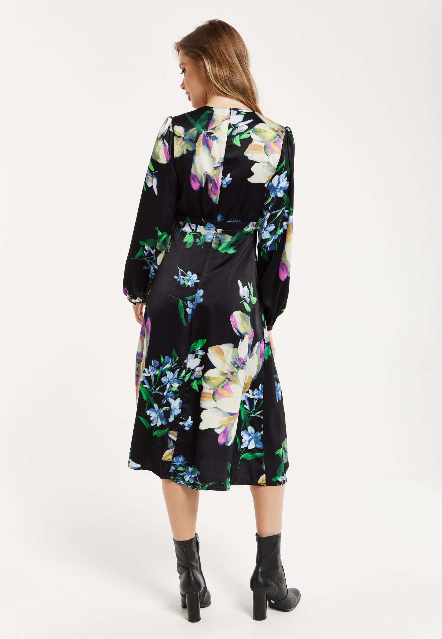 
                  
                    Women's Midi Dress in Black with Long Balloon Sleeves and Elegant Floral Print by Liquorish
                  
                