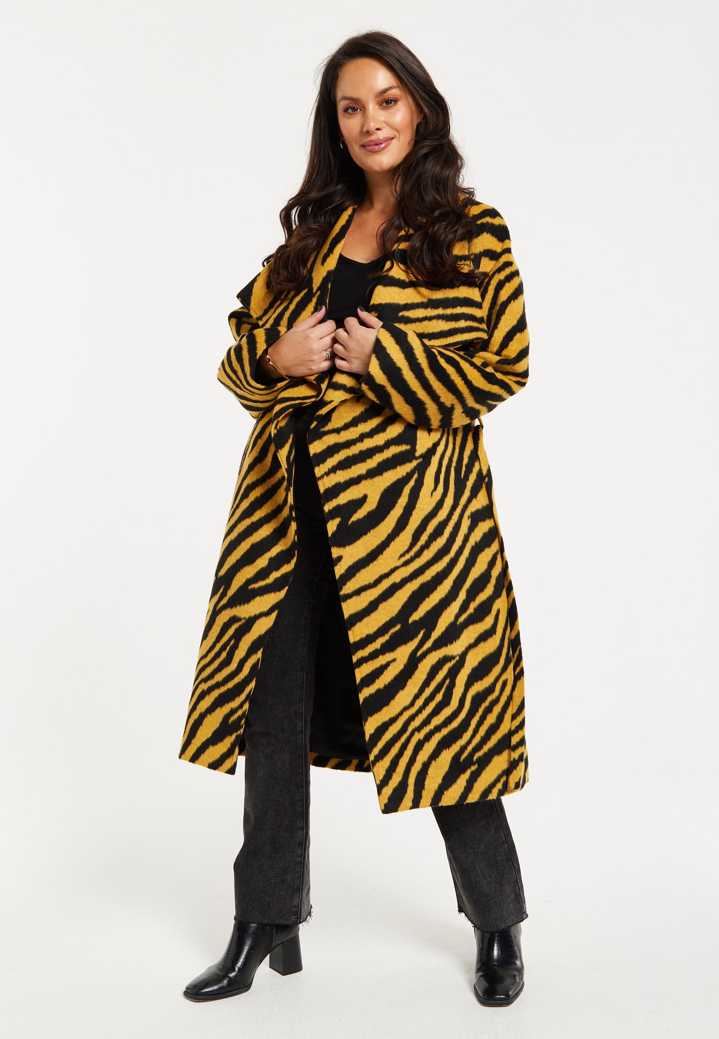 
                  
                    Liquorish Zebra Print Longline Coat In Mustard And Black
                  
                