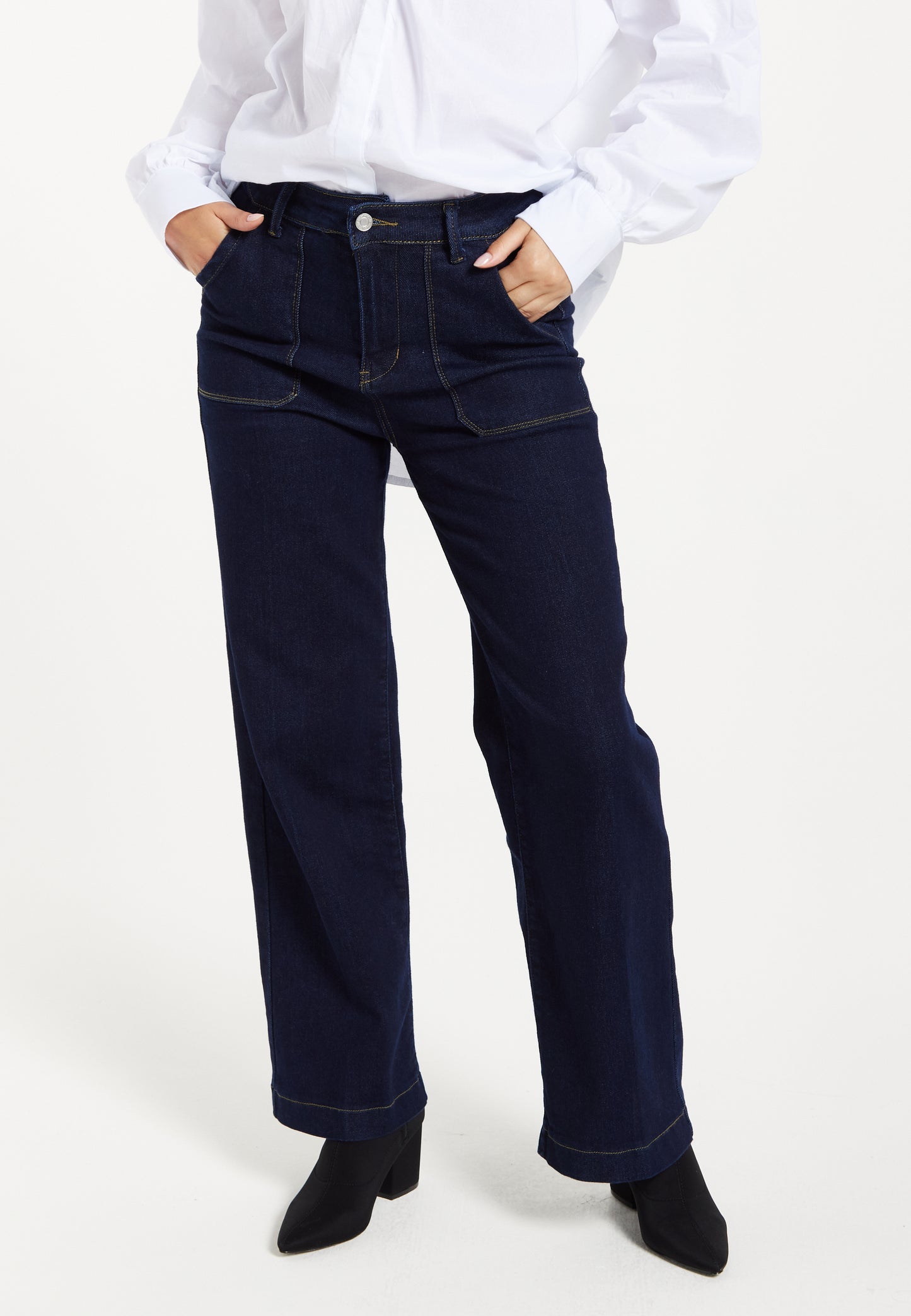 
                  
                    Liquorish High-Waisted Dark Navy Wide-Leg Jeans
                  
                