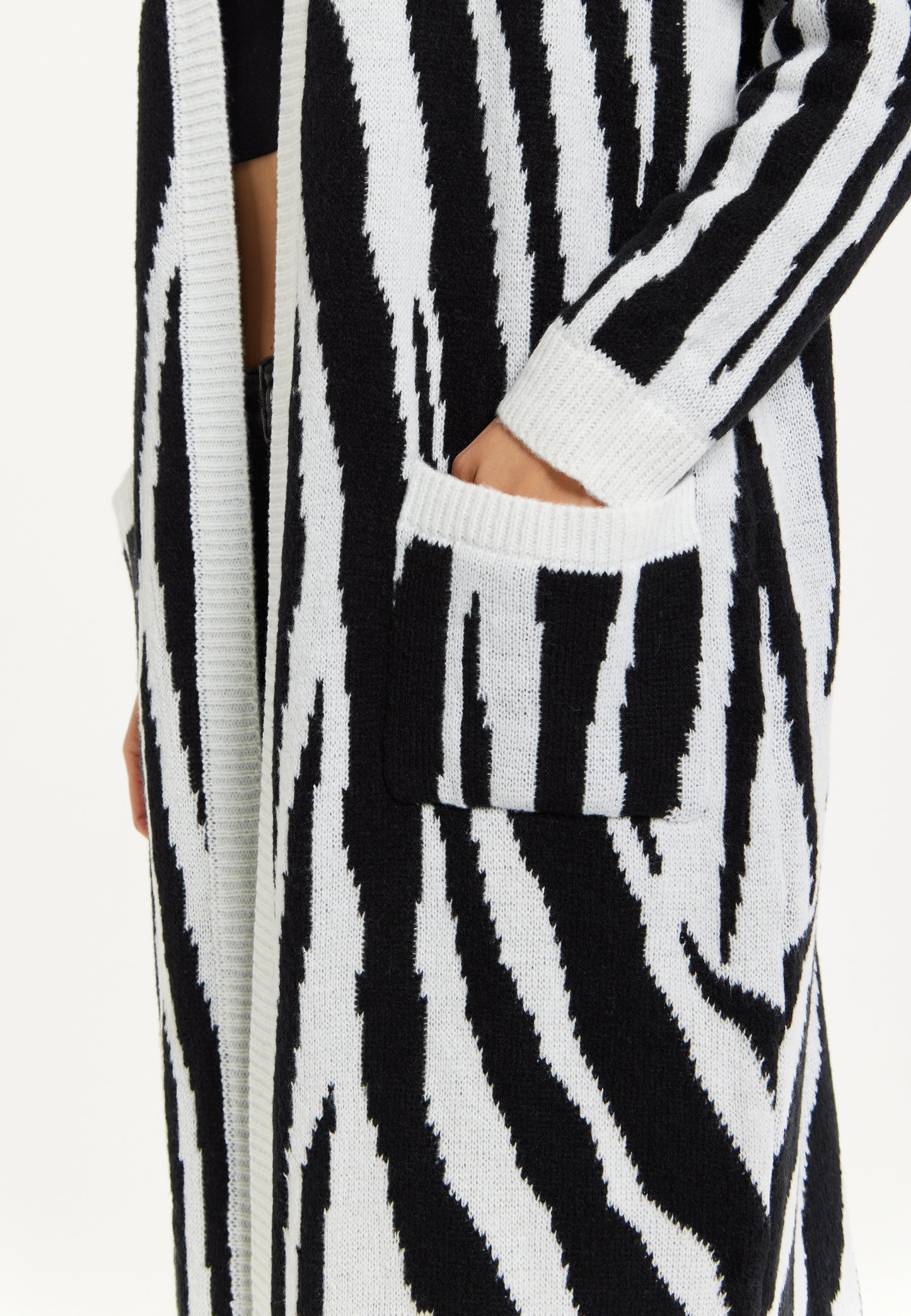 
                  
                    Liquorish Longline Cardigan In Black And White Zebra Pattern
                  
                