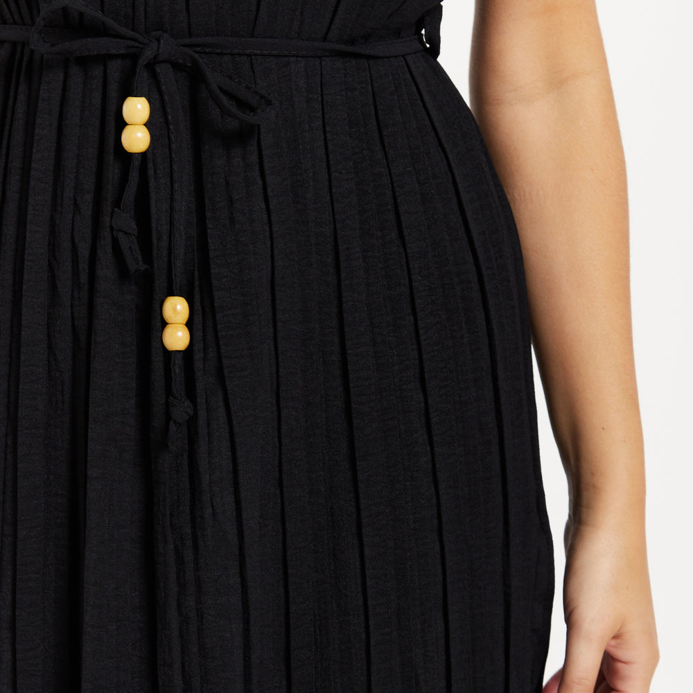 
                  
                    Women's Midi Dress with Short Sleeves in Black, Pleated Design and Waist Tie, Perfect for Any Occasion - Liquorish
                  
                