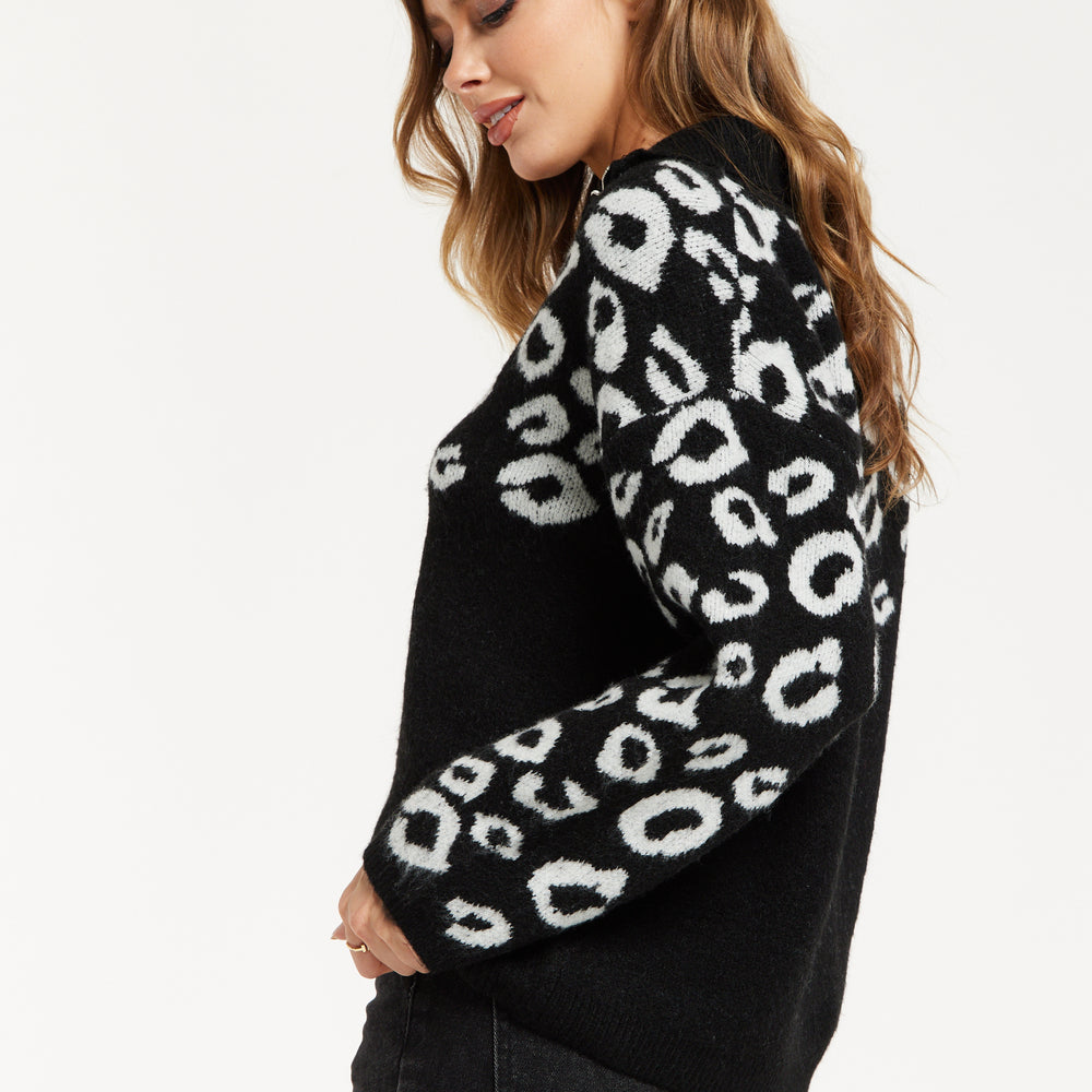 
                  
                    Women's Jumper with Long Sleeves and Front Zip, Black and White Jacquard Animal Pattern, by Liquorish
                  
                