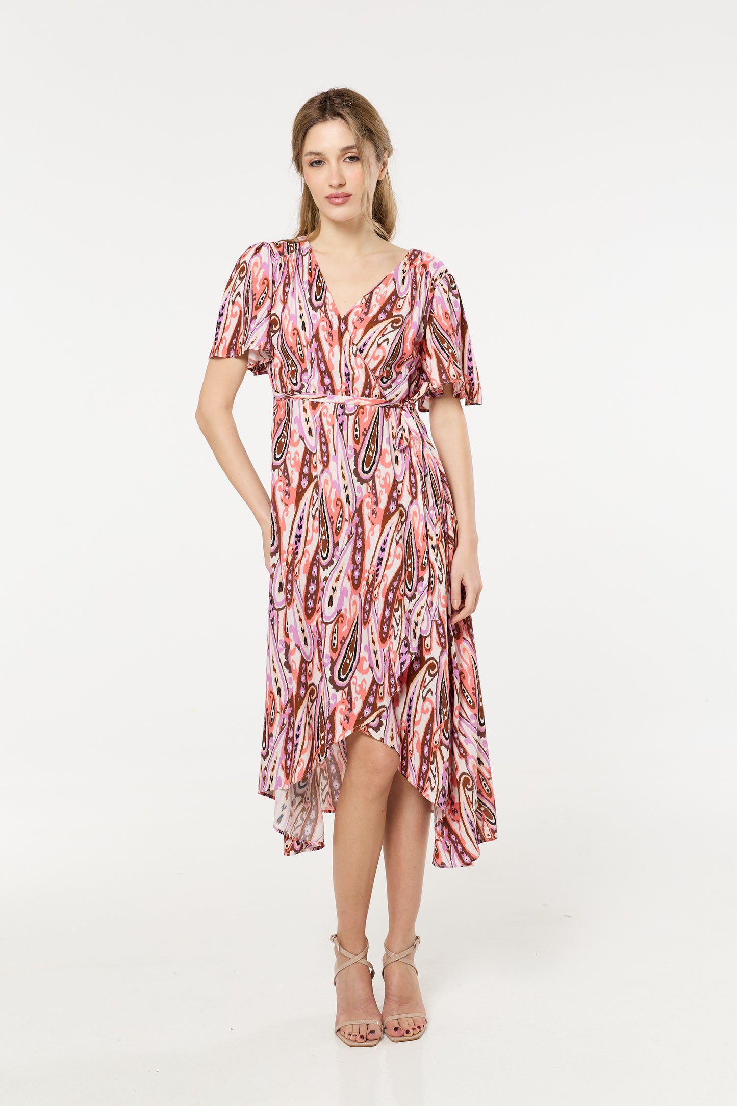 liquorish a line lace detail midi dress in floral print Astr the Label | Liran Floral Midi Dress in Pink Floral