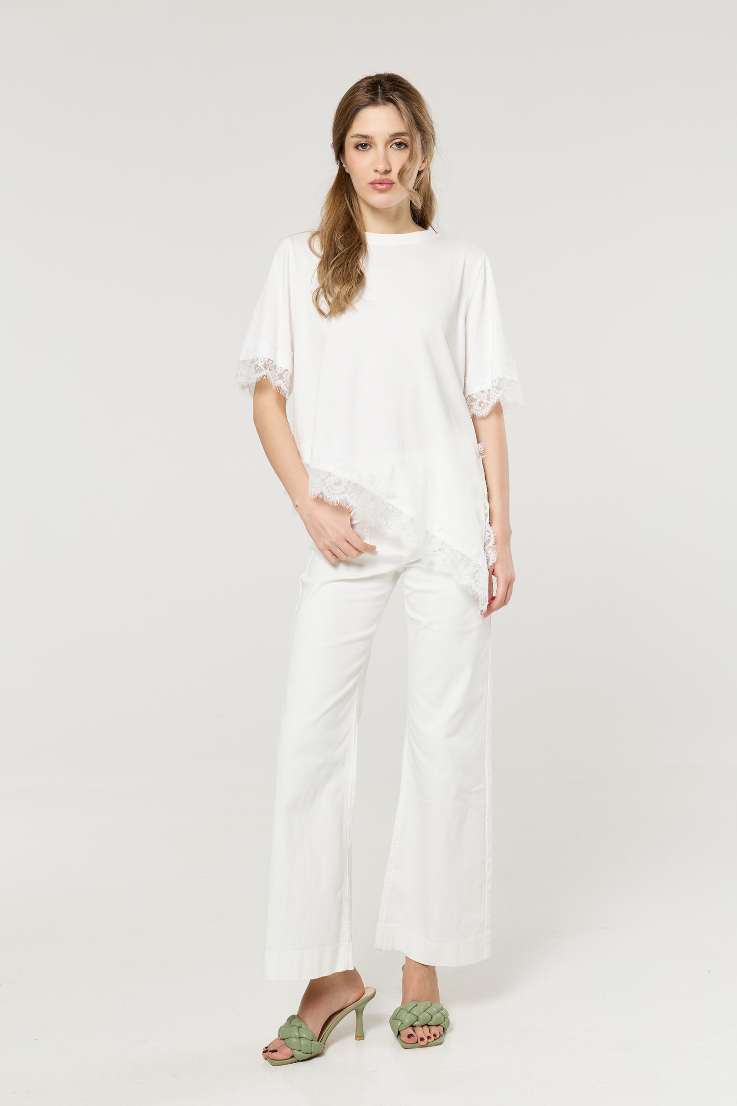 
                  
                    White Asymmetric Lace Trim Cotton T-Shirt
                  
                