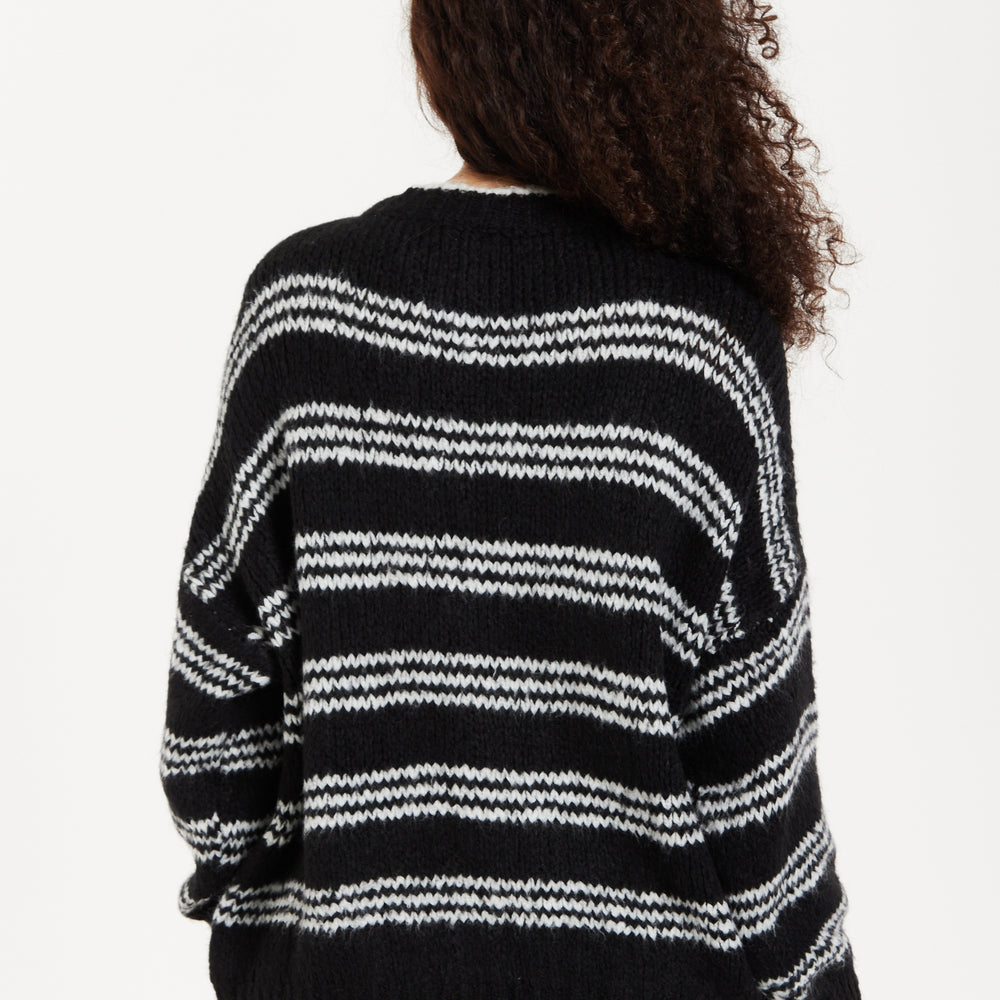 
                  
                    Women's Jumper - Oversized Black and White Striped Knit Sweater with Long Sleeves, Super Soft Comfort and Chic Style
                  
                