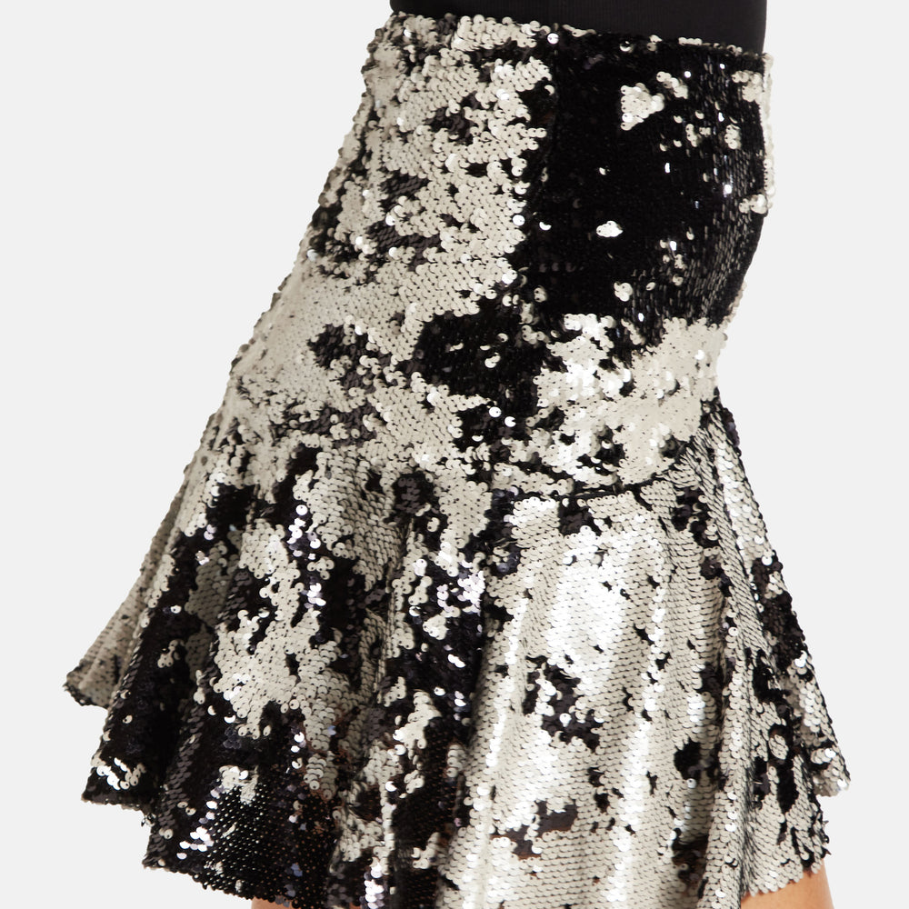 
                  
                    Liquorish Sequin Mini Skirt In Black
                  
                