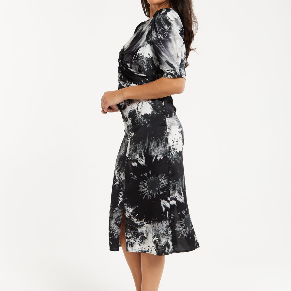 
                  
                    Women's Midi Dress with V Neckline and Short Sleeves in Stylish Mono Abstract Print - Liquorish
                  
                