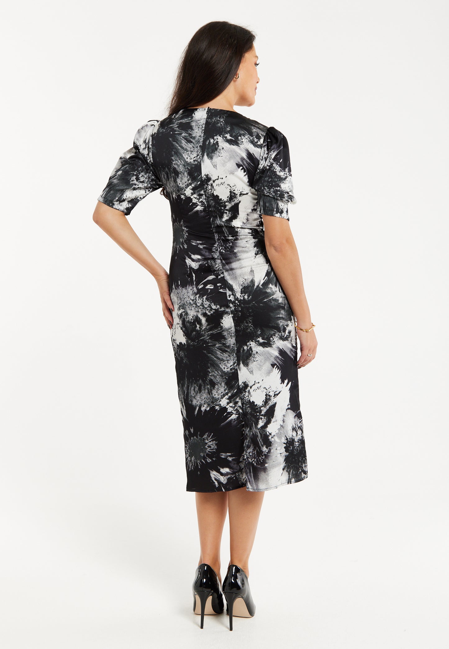 
                  
                    Women's Midi Dress with V Neckline and Short Sleeves in Stylish Mono Abstract Print - Liquorish
                  
                