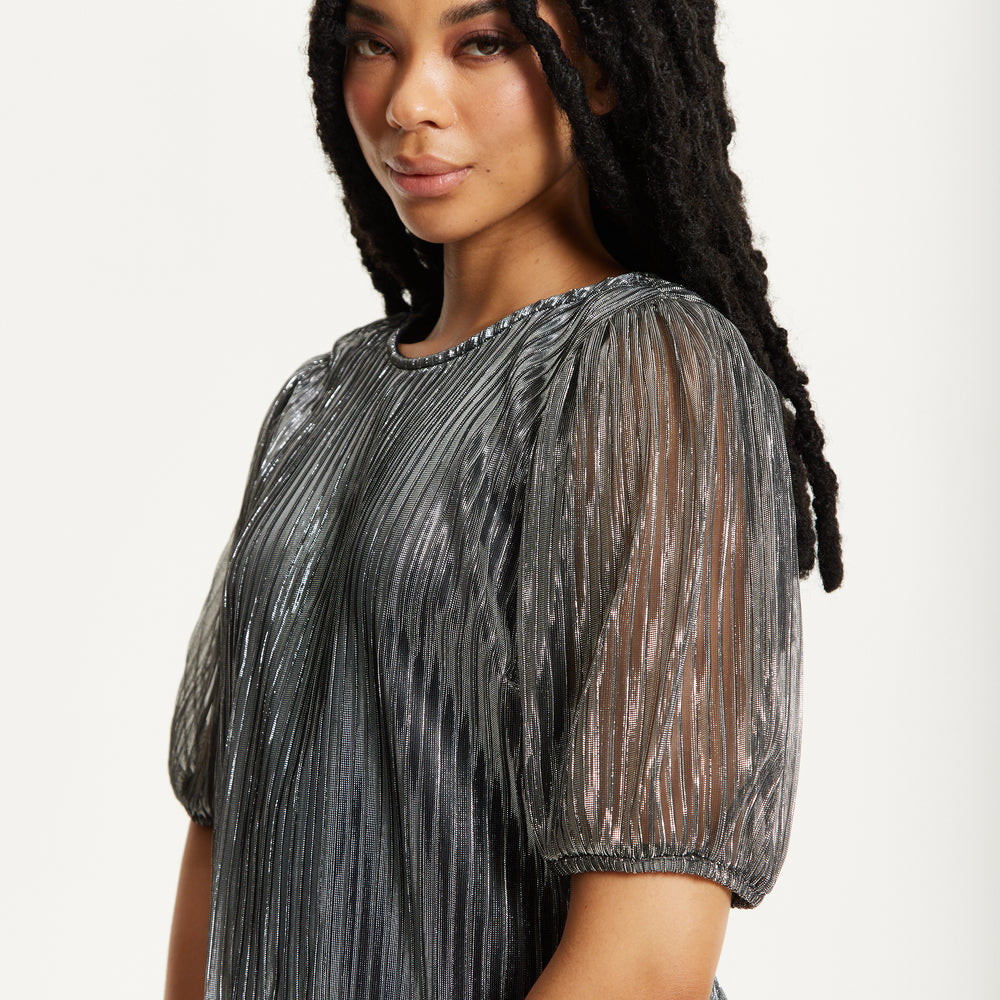 
                  
                    Metallic Pleated Puff Sleeve Top
                  
                