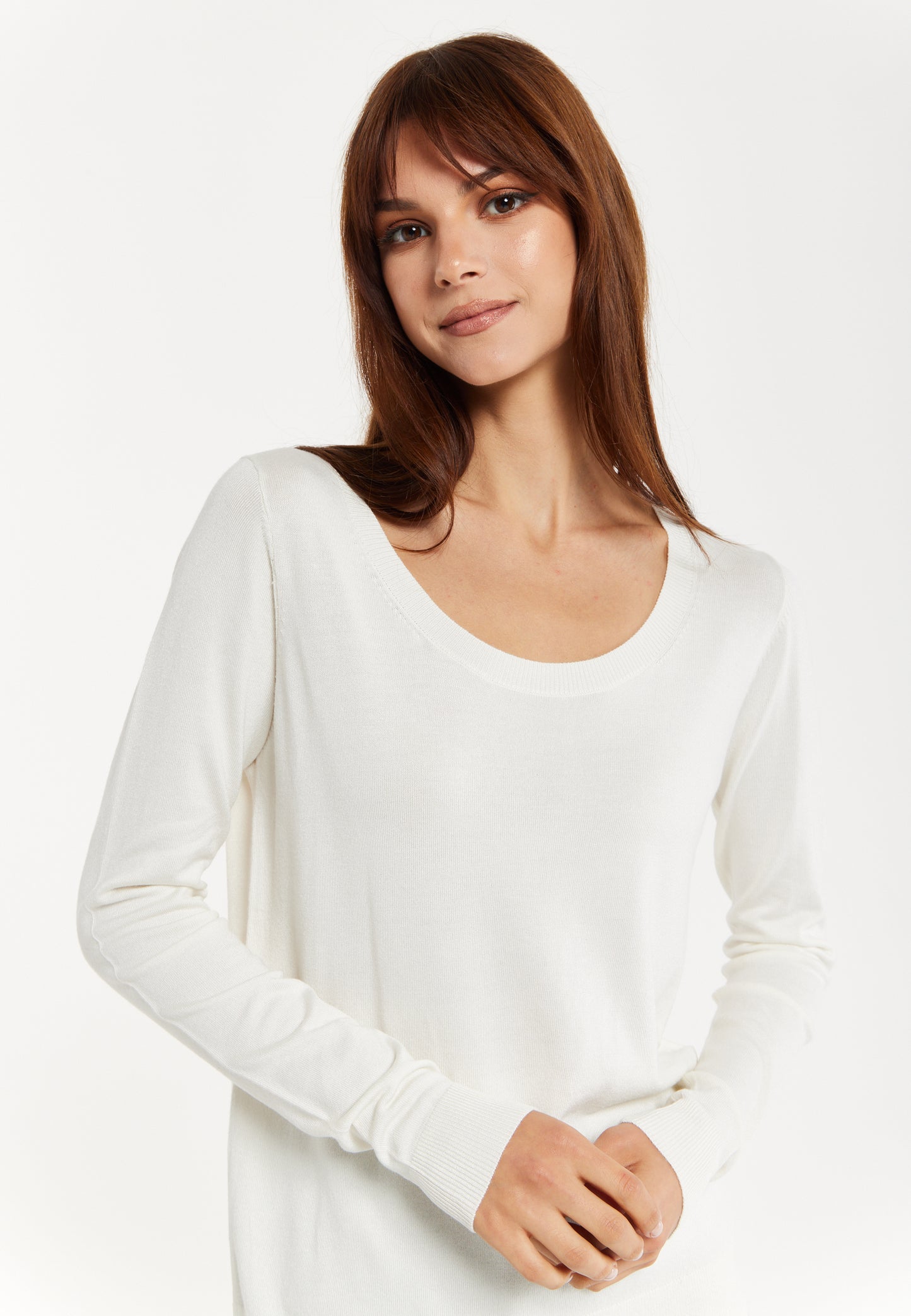 
                  
                    Liquorish Classic Round Neck White Pullover
                  
                