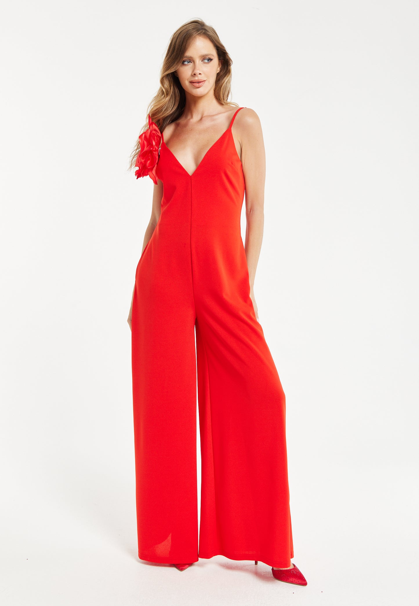 
                  
                    Liquorish Elegant Red Jumpsuit with Floral Shoulder Detail
                  
                