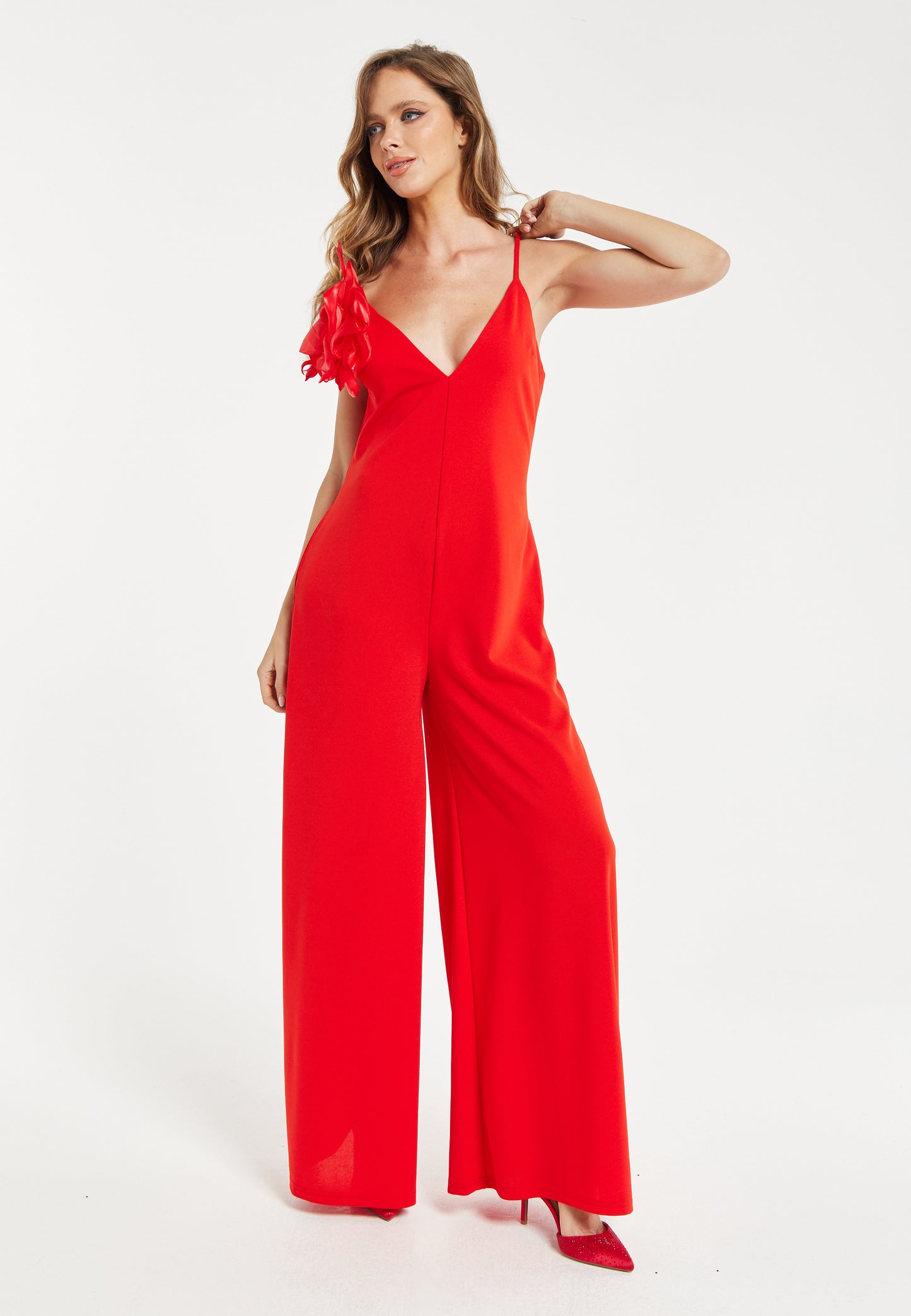 
                  
                    Liquorish Elegant Red Jumpsuit with Floral Shoulder Detail
                  
                