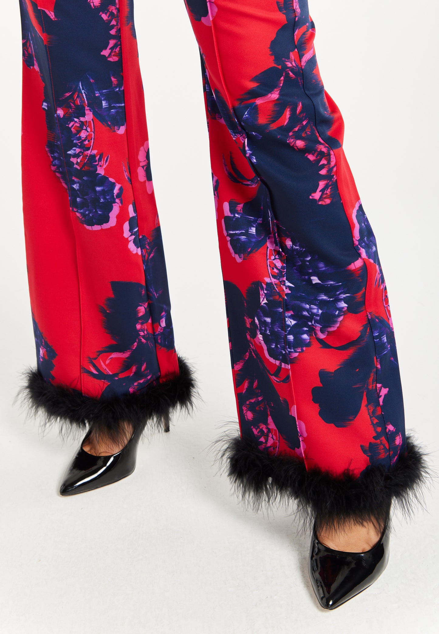 
                  
                    Floral Print Tailored Trousers Fluffy
                  
                