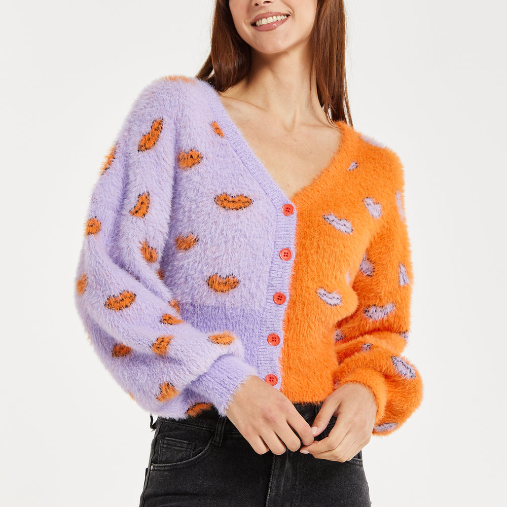 
                  
                    Lip Pattern Fluffy Cardigan Lilac
                  
                