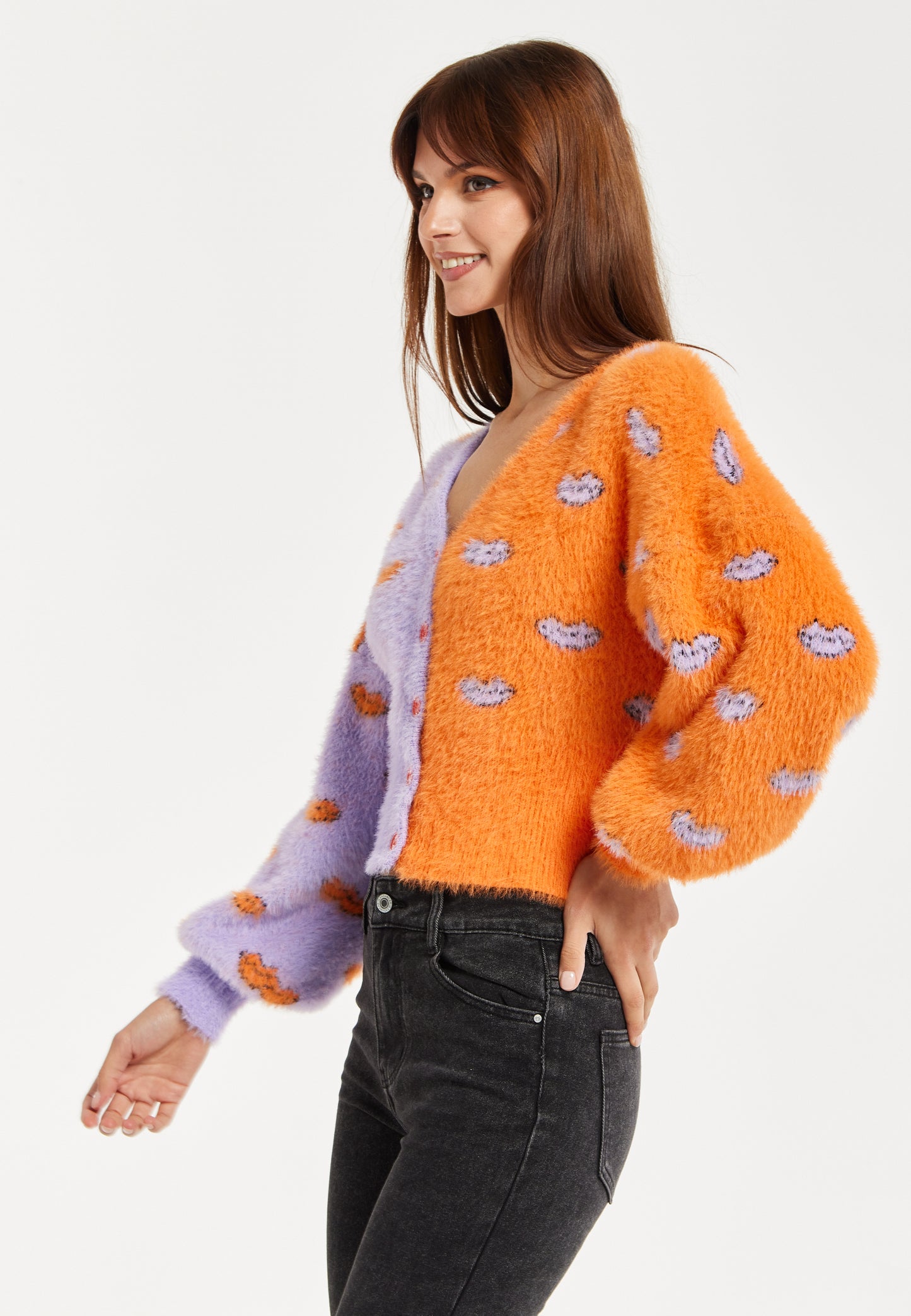 
                  
                    Lip Pattern Fluffy Cardigan Lilac
                  
                