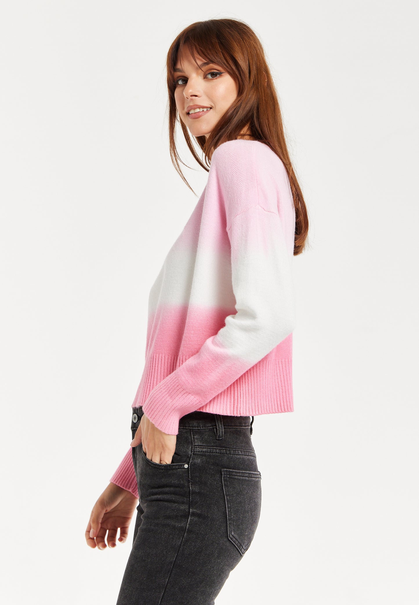 
                  
                    Women's Jumper with Long Sleeves in Chic Pink and White Ombre Design - Perfectly Stylish and Comfortable
                  
                