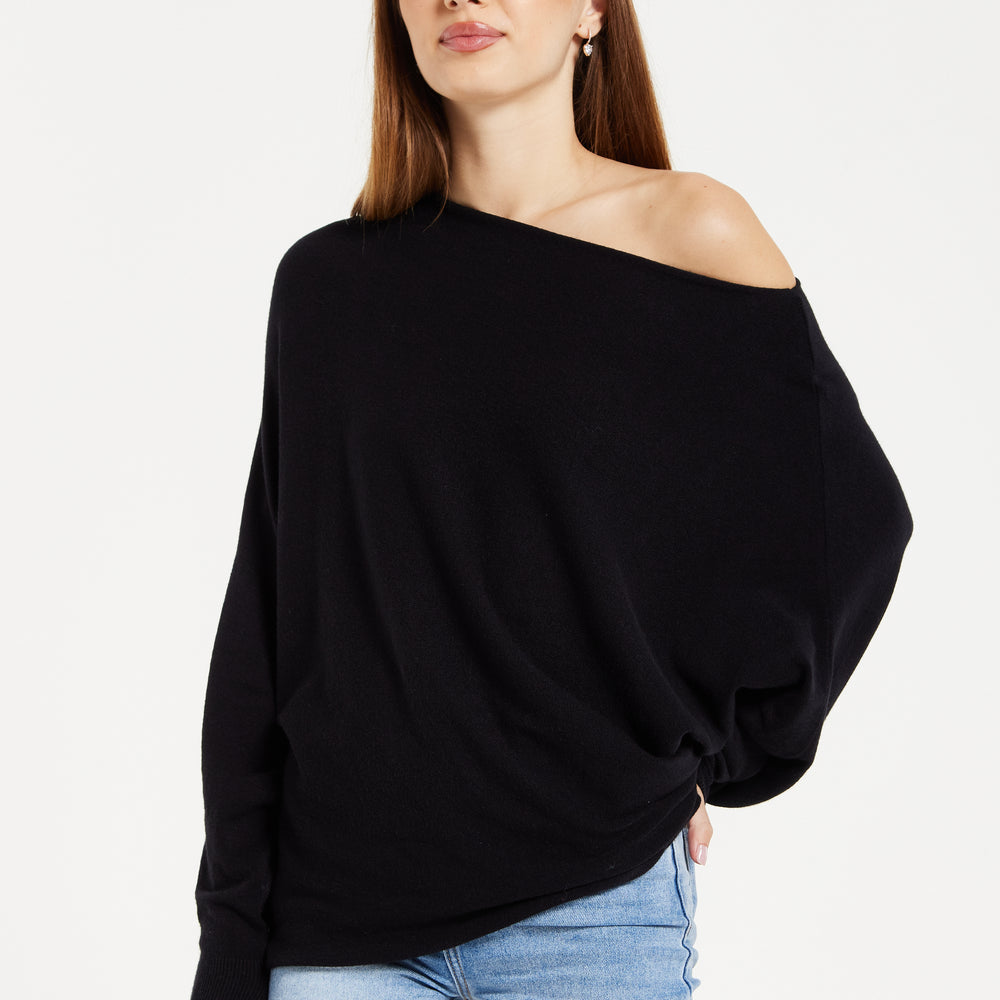 
                  
                    Women's Jumper Black Soft Batwing Sleeve with Relaxed Fit and Elegant Fabric by Liquorish
                  
                