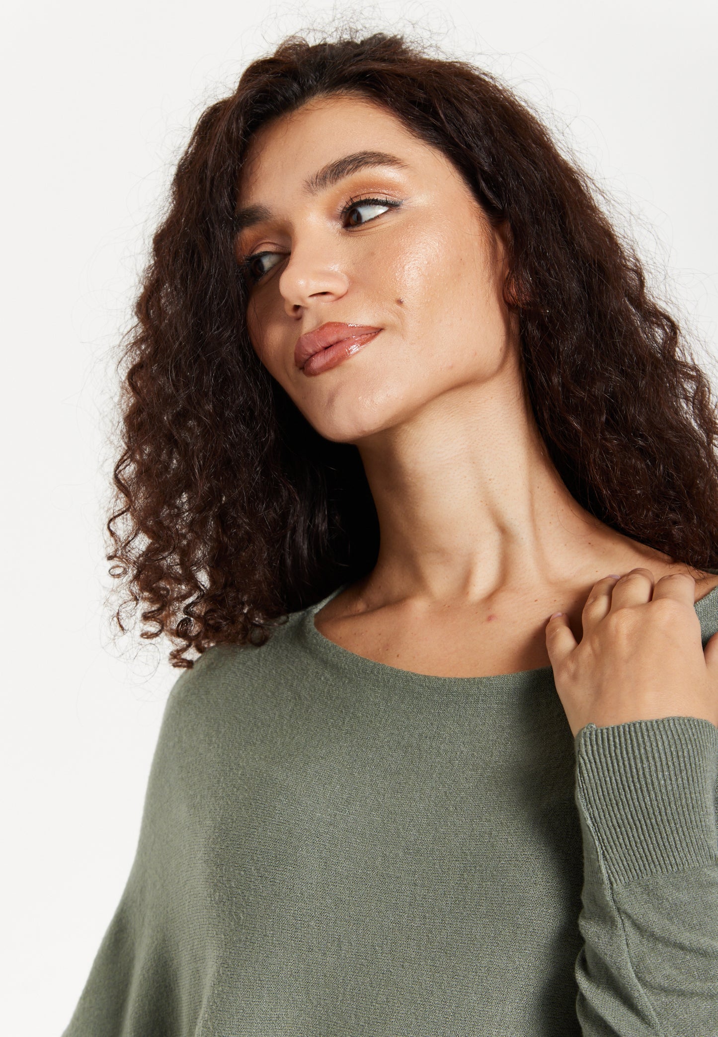 
                  
                    Women's Jumper Khaki Batwing Sleeve Soft Knit with Wide Boat Neckline for Effortless Chic Style
                  
                