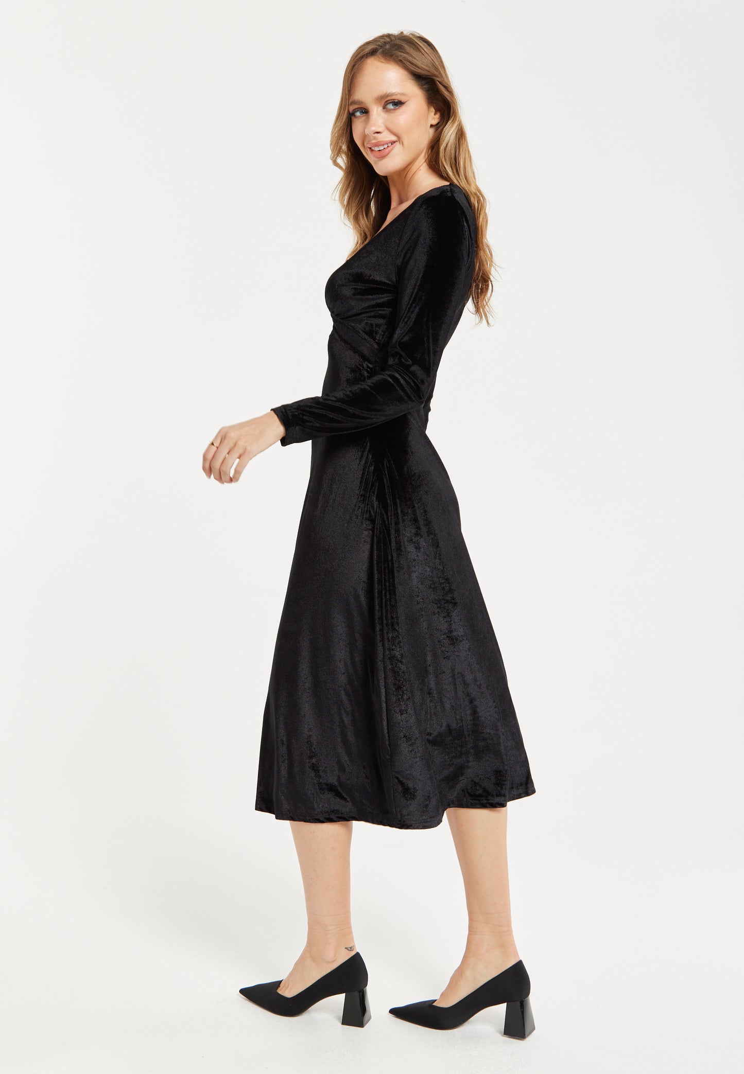 
                  
                    Women's Midi Dress in Black Velvet with Long Sleeves - Elegant Lace Details by Liquorish
                  
                