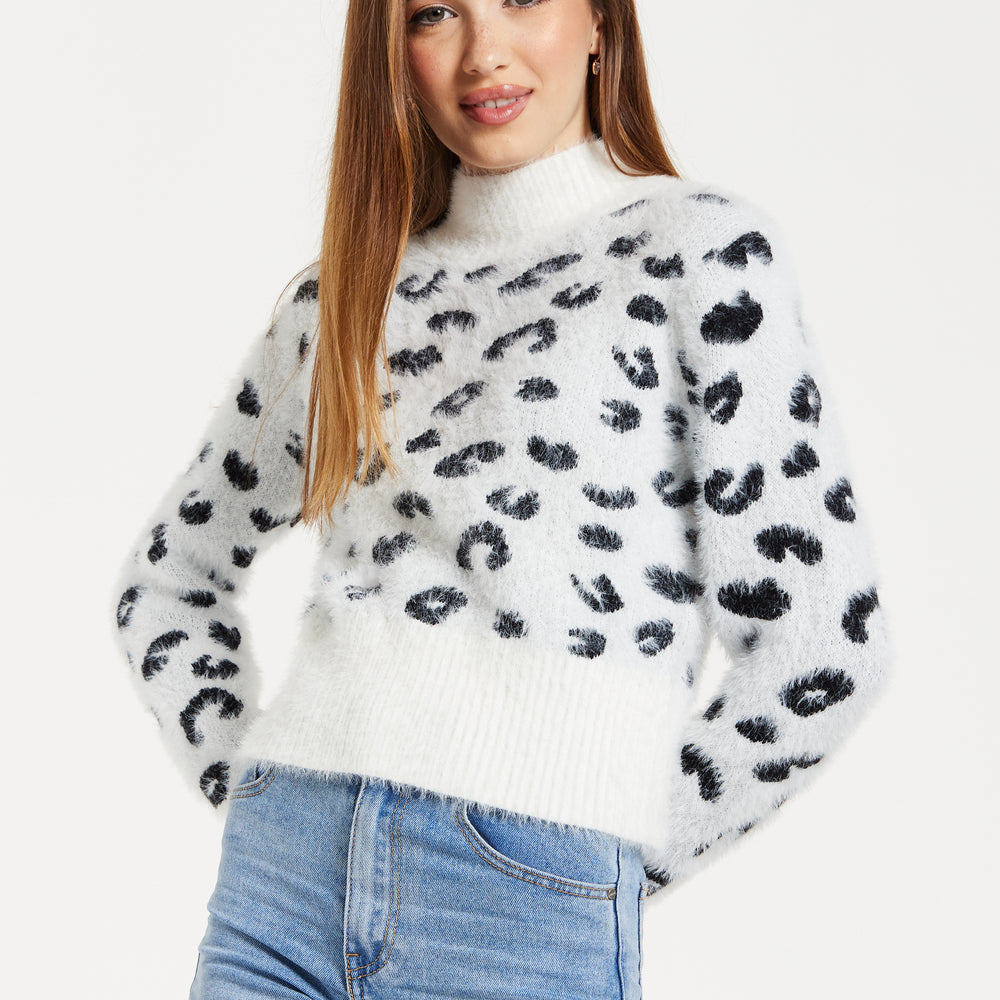 
                  
                    Women's Jumper with Fluffy Leopard Print in Black and White, Turtle Neck, Long Sleeves, Regular Fit
                  
                