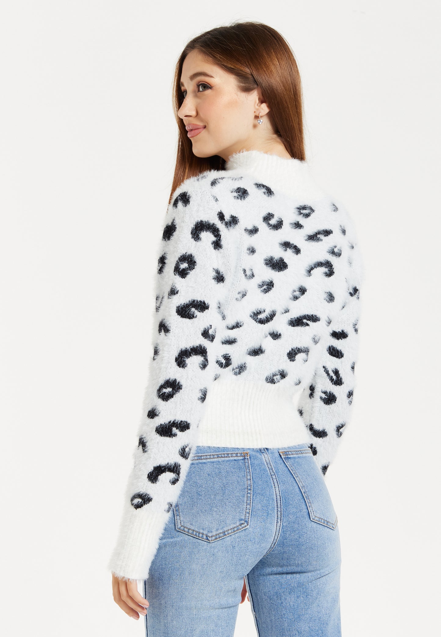 
                  
                    Women's Jumper with Fluffy Leopard Print in Black and White, Turtle Neck, Long Sleeves, Regular Fit
                  
                