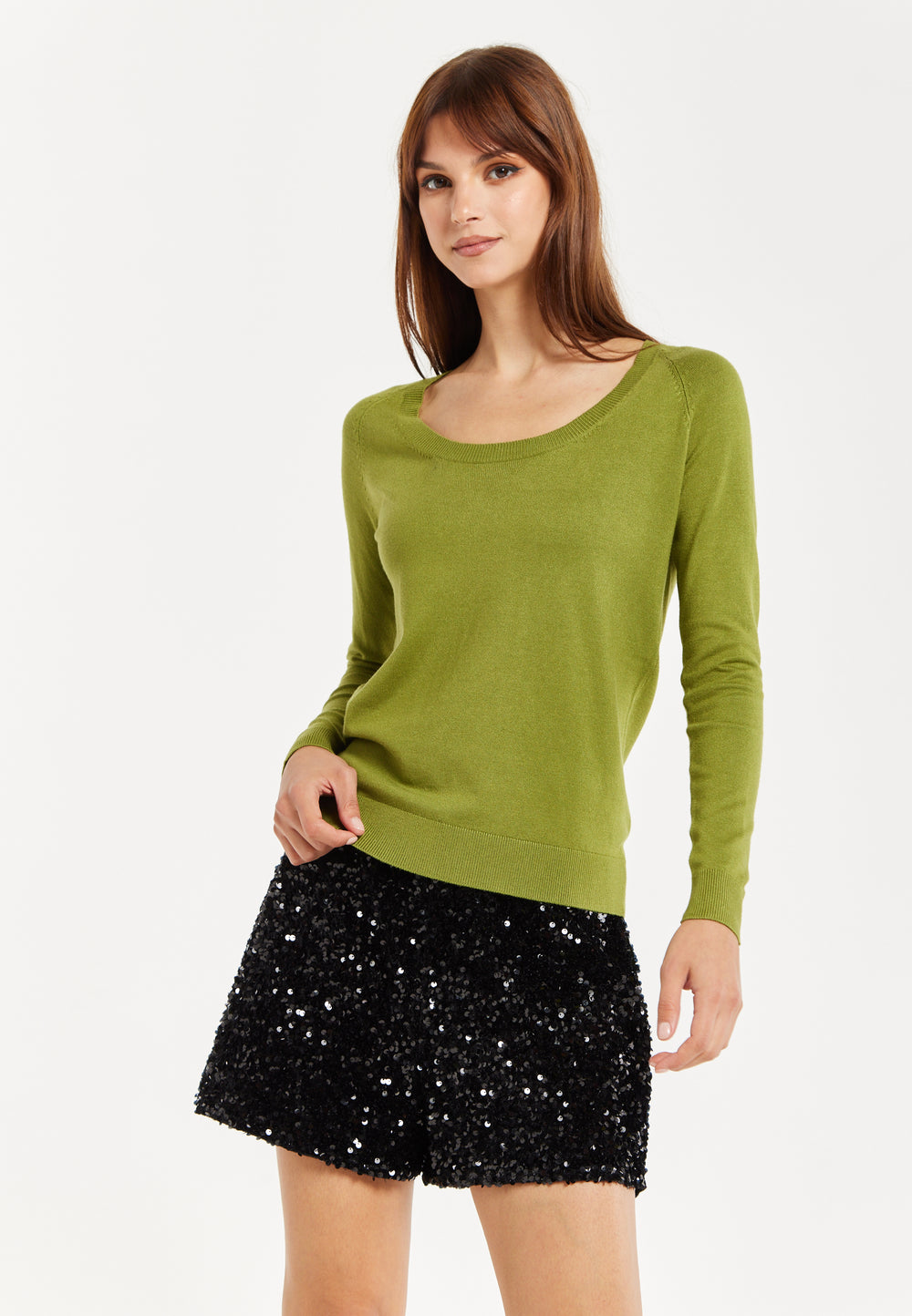 Liquorish Classic Round Neck Olive Pullover