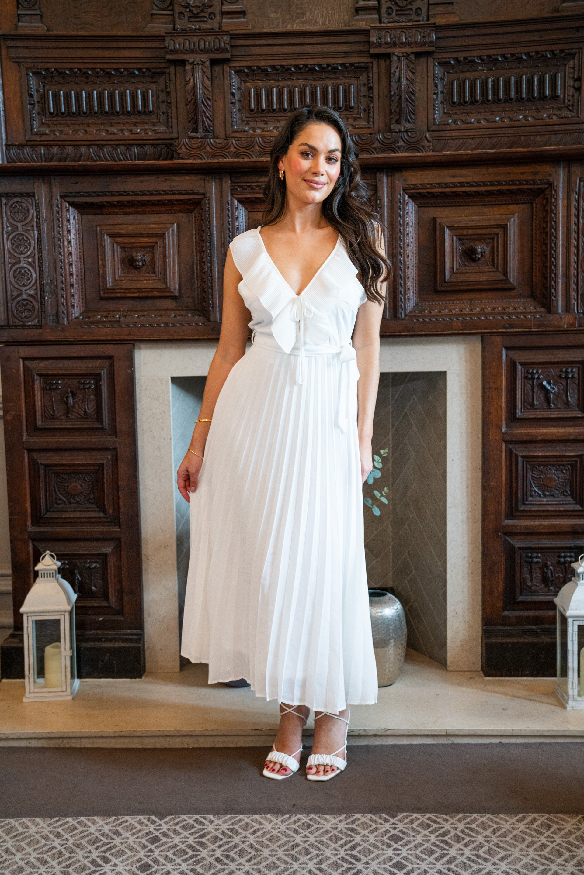 Women's Maxi Dress - White Frilled V Neck Sleeveless Pleated Design wi Liquorish Online Women's Maxi Dress - White Frilled V Neck Sleeveless Pleated Design wi Liquorish Online
