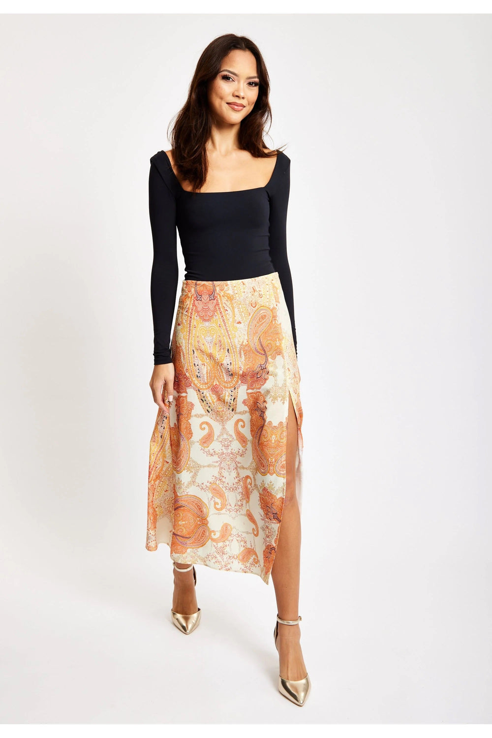 Liquorish Abstract Print Midi Skirt In Orange