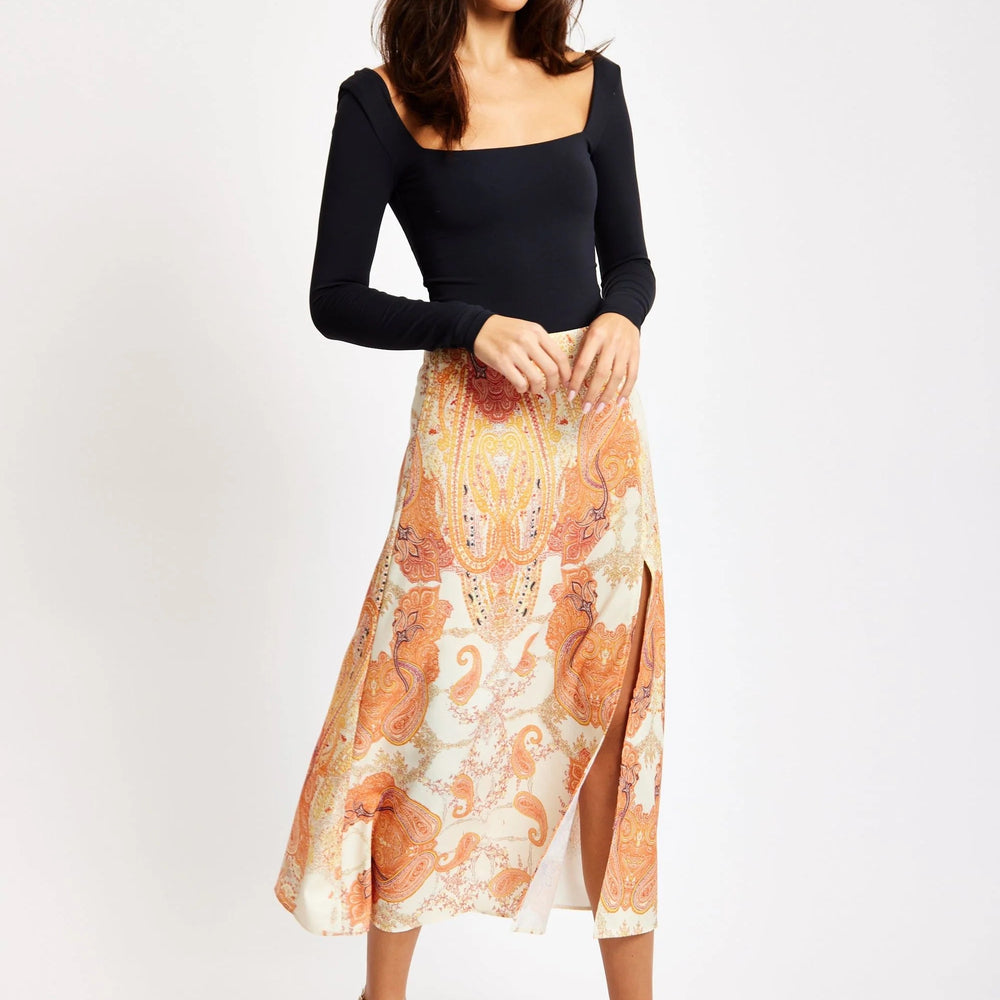 
                  
                    Liquorish Abstract Print Midi Skirt In Orange
                  
                