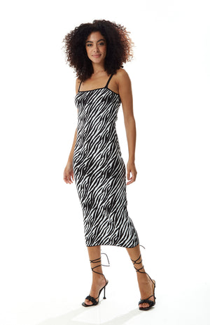 Liquorish Knitted Dress in Black and White Zebra Pattern