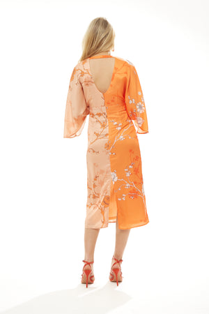 Liquorish Kimono Midi Dress with Open Back in Orange Oriental Print