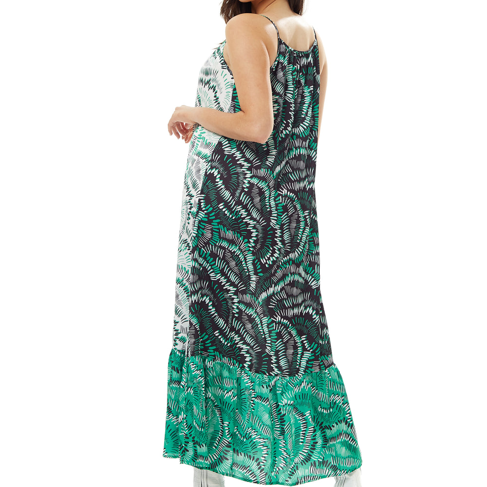 
                  
                    Liquorish Oversized Cami Maxi Dress In Contrast Colours
                  
                