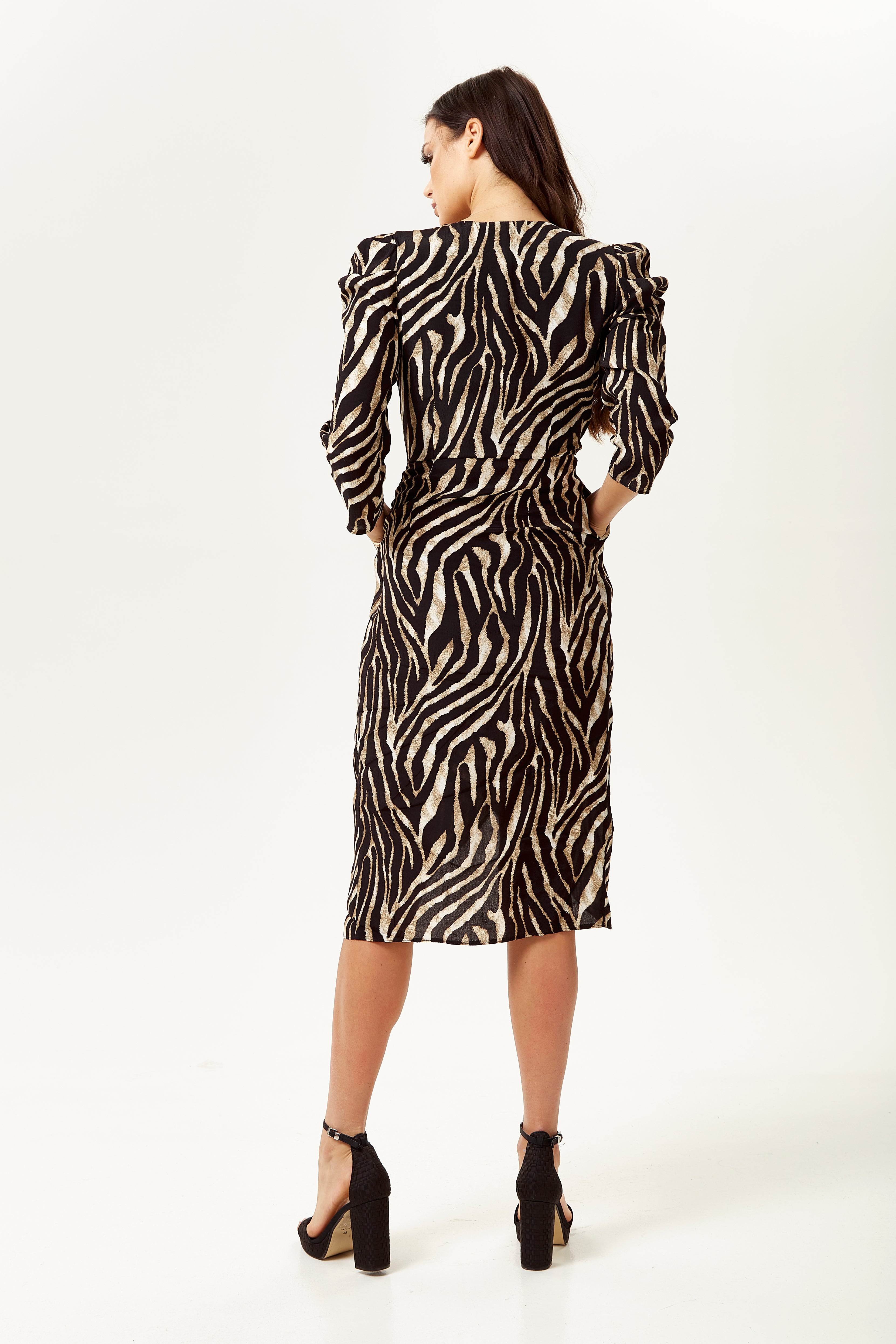 Liquorish Brushed Knit Mono Zebra Print Midi Dress With Front Slit