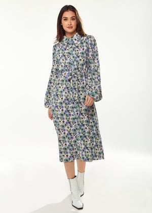 Liquorish Floral Print Dress With Peter Pan Collar