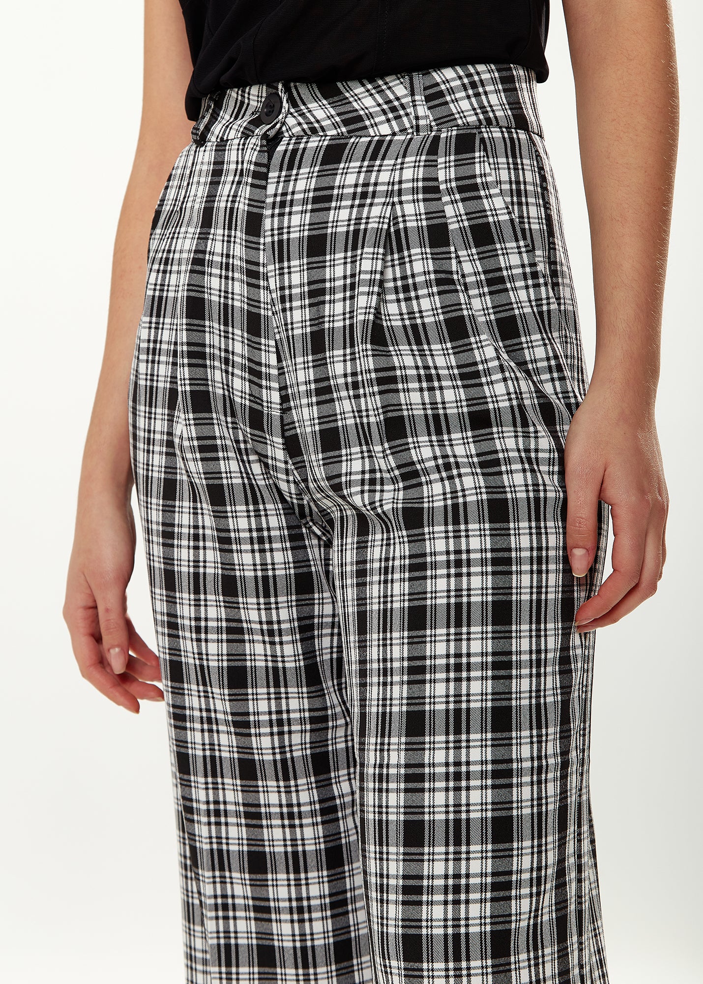 tweed wide leg pearl button plaid pants – RK Collections Boutique