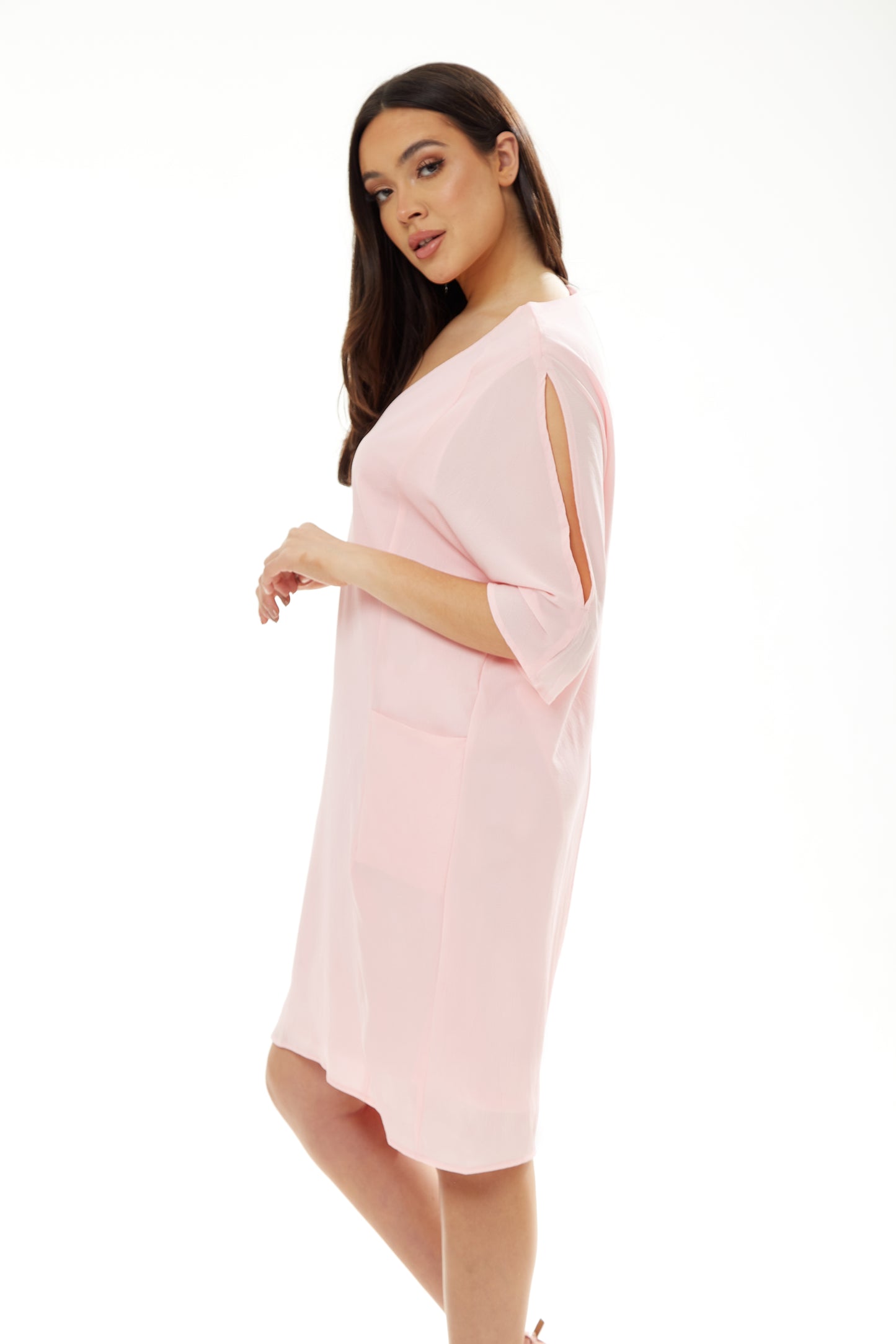
                  
                    Liquorish Pink Relaxed Fit Midi Dress With Pockets
                  
                