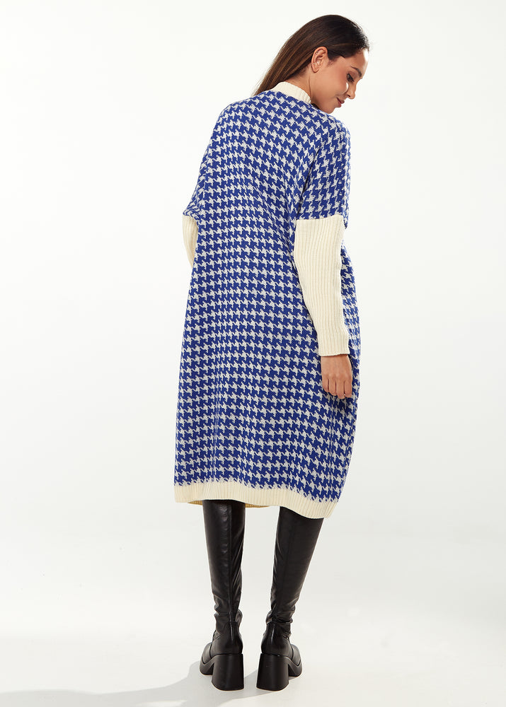 Exclusive Liquorish Midi Houndstooth Pattern Cardigan In Blue & Cream
